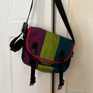 Custom Timbuk2 Classic Messenger - Small!